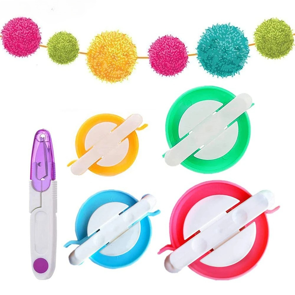 糸カッター付き4サイズポンポンメーカーキット - 編み物、か - Pom Pom Maker Tool のレビューと価格